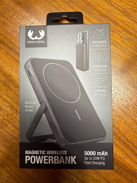 Caricabatterie: Powerbank magnetic wireless neu – Nuovo e nell'imballaggio originale da Uetendorf venduto da Revotool