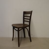 Tschech. "Thonet-Stuhl" aus Nussholz aus den 1950er ( S195)
