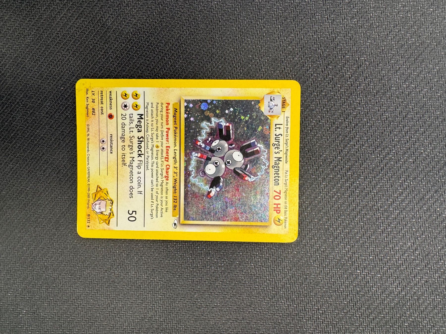 Pokémon Cartes à collectionner: MAGNETON HOLO 8/132 – D'occasion à Grancia par gro_x9gh