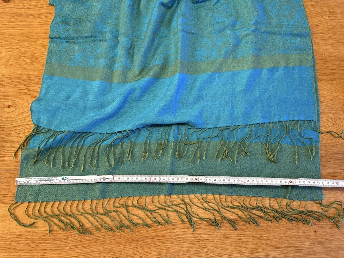 Foulards, Tücher & Schals: Türkiser warmer Schal, 67x190cm – Gebraucht aus zürich von greenmodul 2