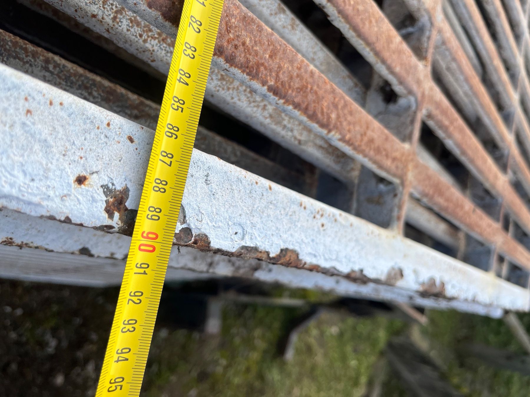 Griglie e Inferriate: Gussroste Schwemmkanal – Usato da Kaltbrunn venduto da MA5555 1