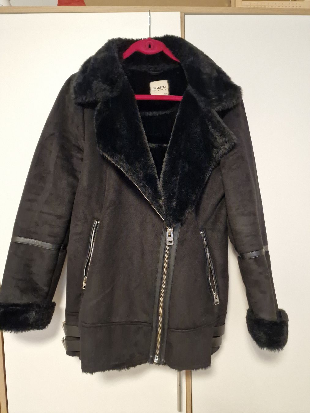 Pull&Bear Giacche: Kunstlederwinterjacke PULL&BEAR – Usato da Lyss venduto da kar_vgn2 1