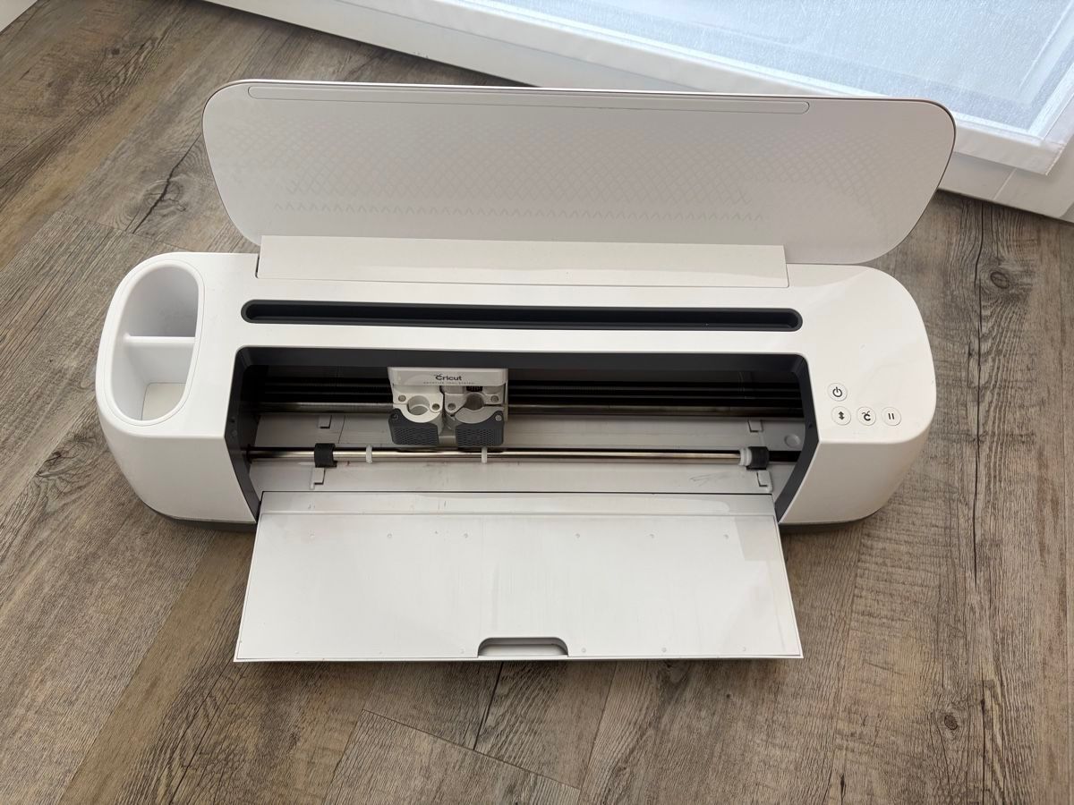 Cricut Drucker: Plotter Cricut Maker - NON TESTEE – Defekt aus St-Aubin FR von Tiweety 1