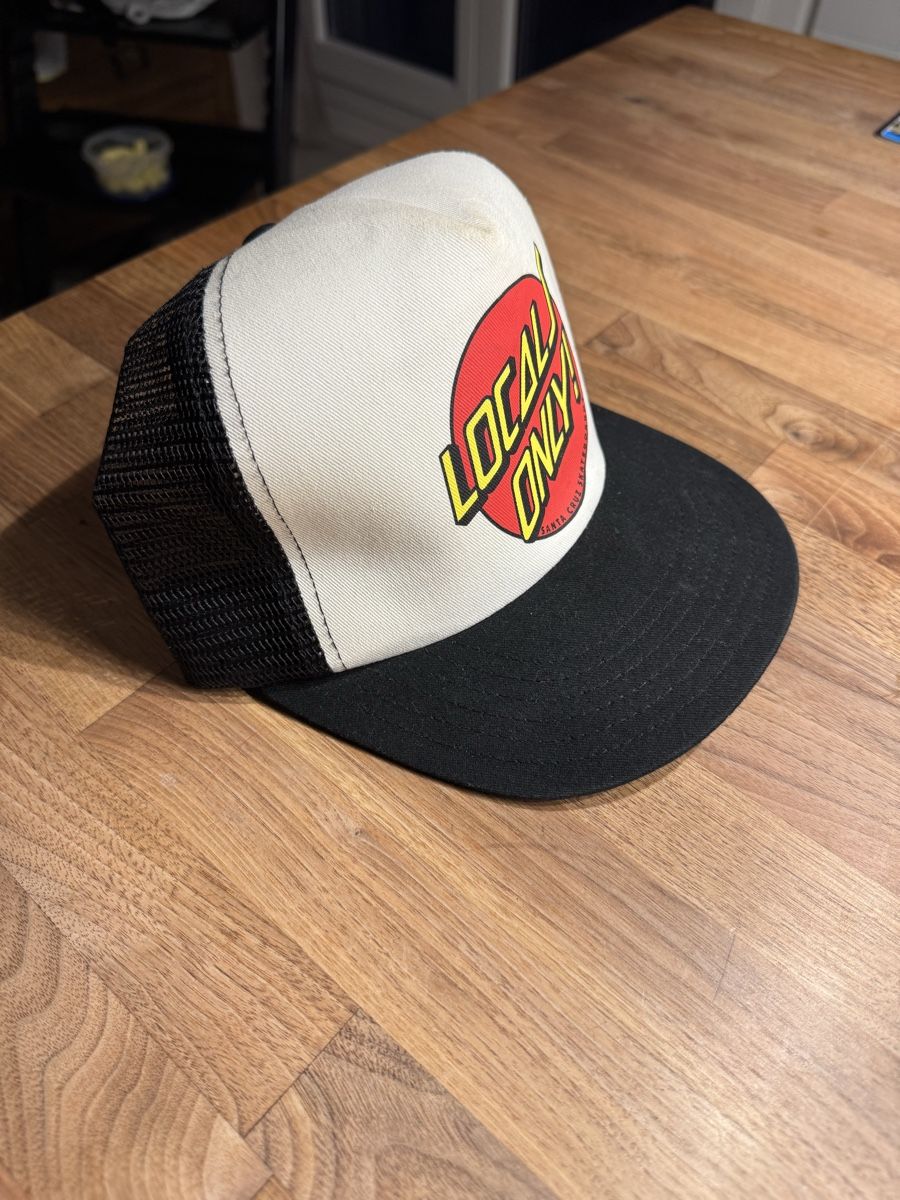 Santa Cruz Copricapi, berretti & cappellini: Santa Cruz Trucker Cap – Usato da Nebikon venduto da Lionmountain