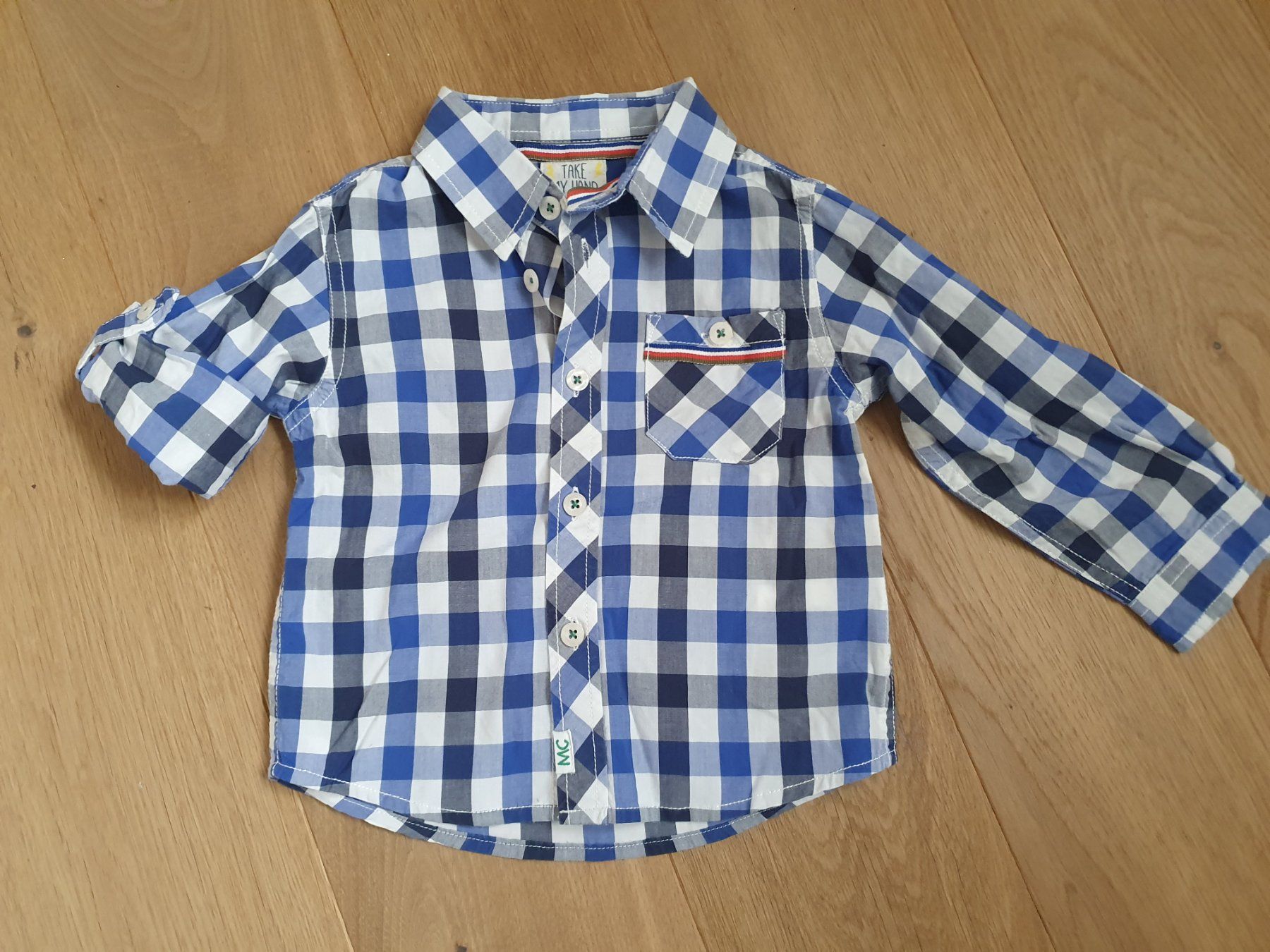 Lotti & Set di vestiti: Kleiderpaket Gr. 80 mit Hemd, Hosen, 2 Pullover und Hut – Usato da Arni AG venduto da Xalia 2