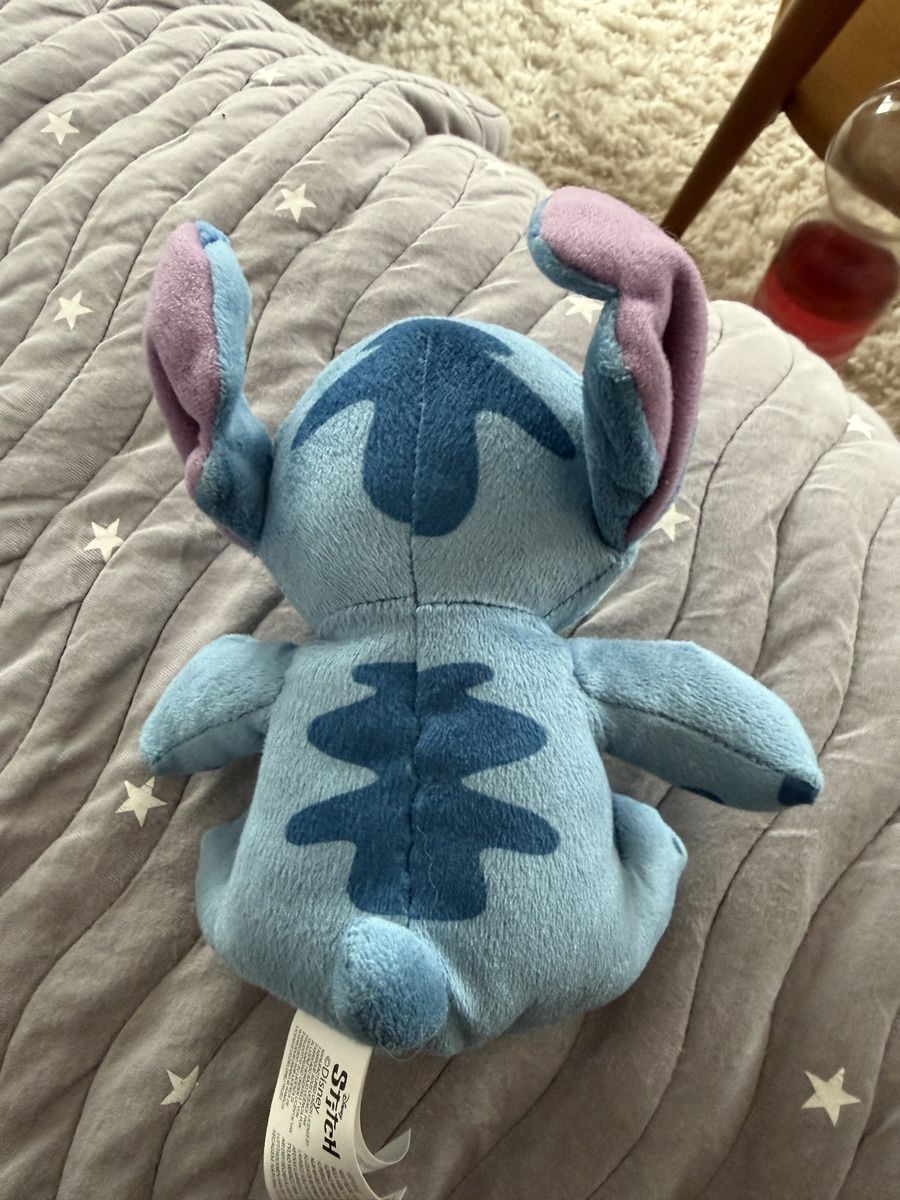 Disney Giocattoli: Kleines Stitch-Plüschtier mit Soundfunktion – Nuovo (secondo la descrizione) da Aarau venduto da Tam6 1