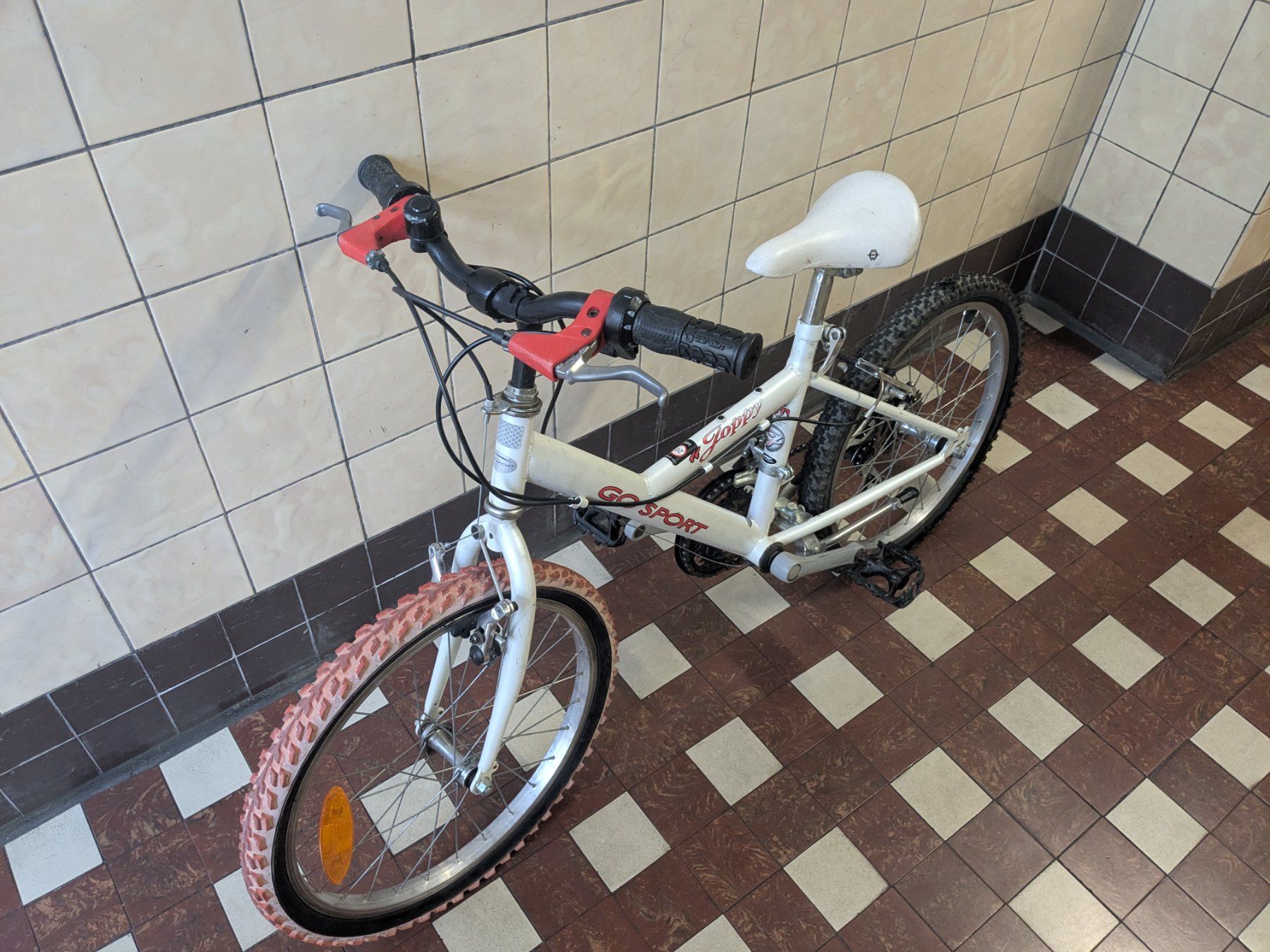 Vélos: Vélo enfant d'occasion – D'occasion à Genève par x_m_2v65 1