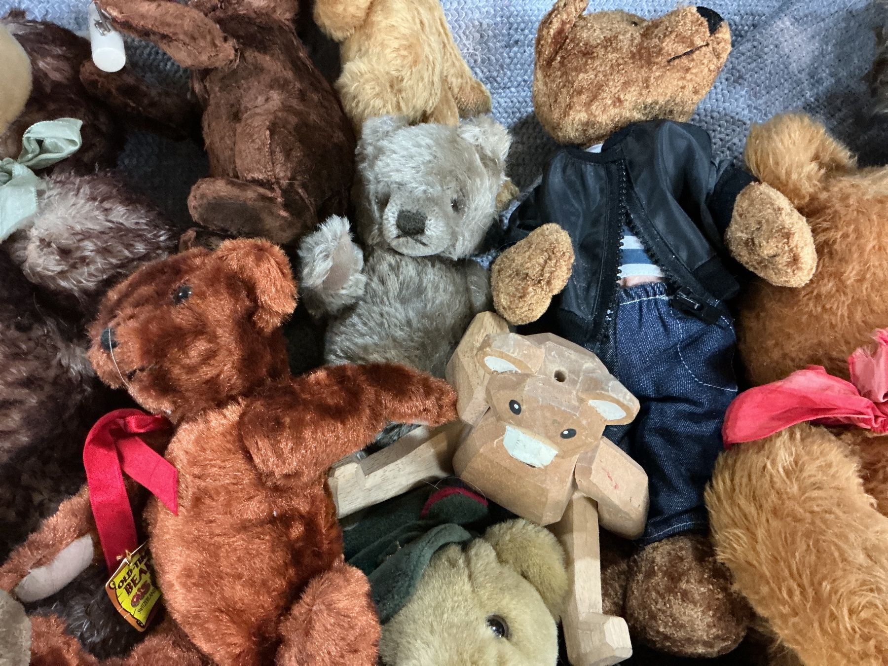 Jouets: Grosse Bärenfamilie & ein Affe – D'occasion à Bern par vielerart 7