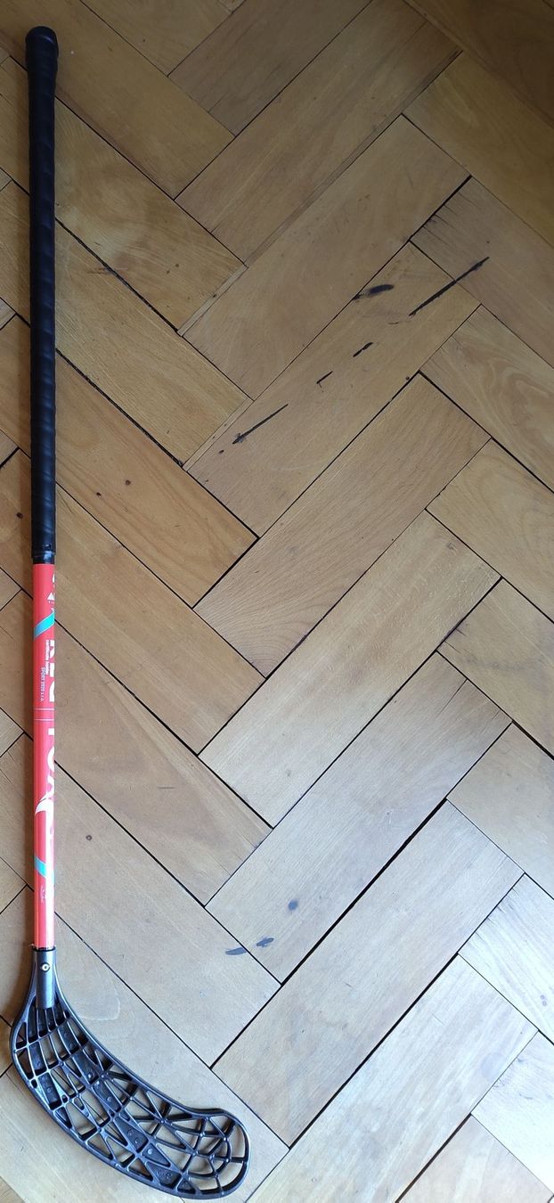 Unihockey: Unihockey Stock Red Fox – Usato da Winterthur venduto da ungatoverde 1