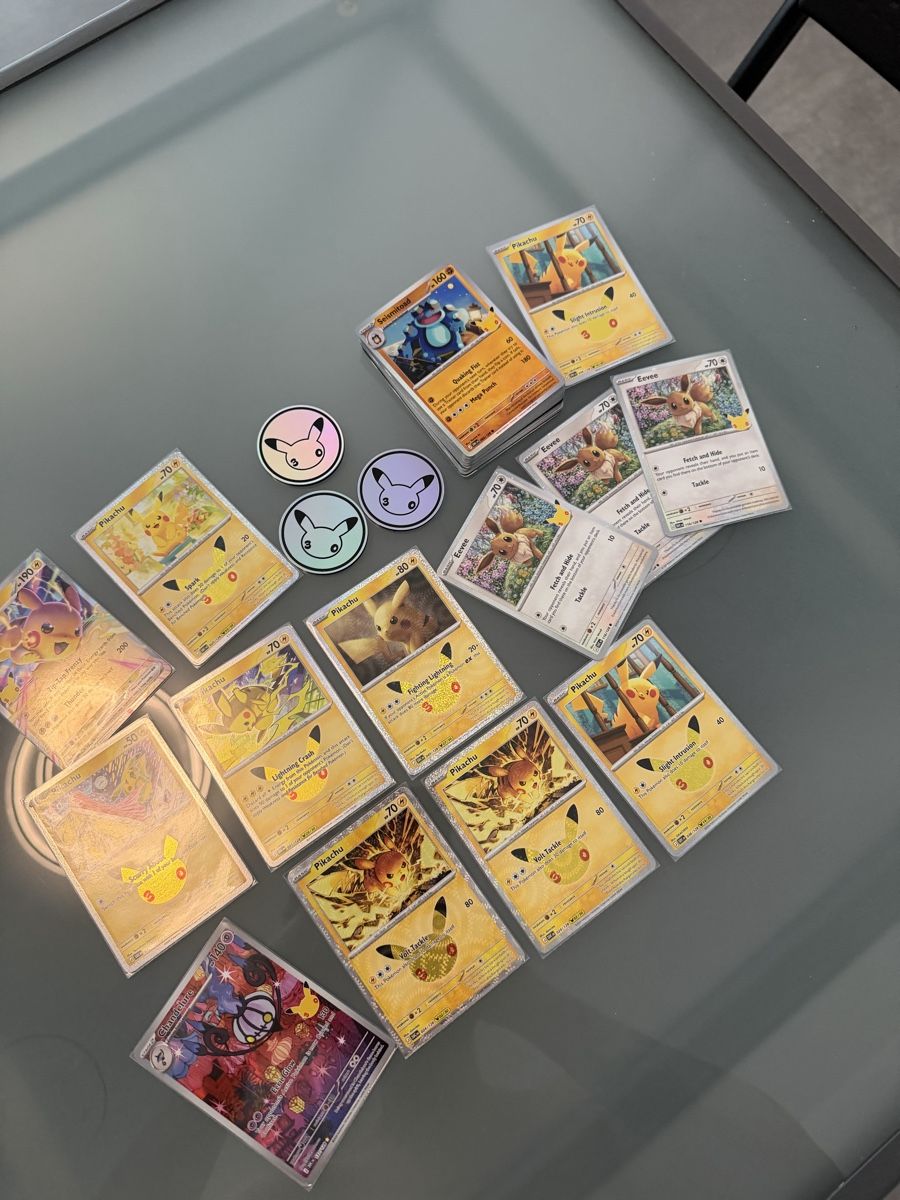 Pokémon Cartes à collectionner: Pokemon 30TH englisch – Neuf avec emballage d'origine à Giubiasco par GoldstarLord
