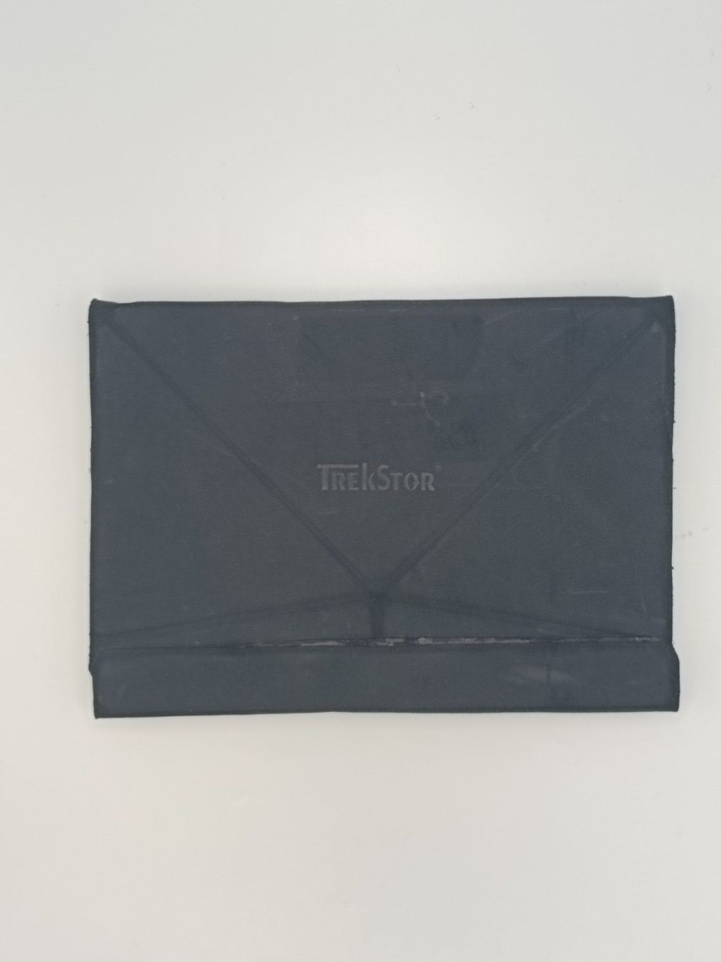Trekstor Tablet PC: Trekstor Surftab Wintron 10.1 – Defekt aus Schlieren von 2nd-Life 1
