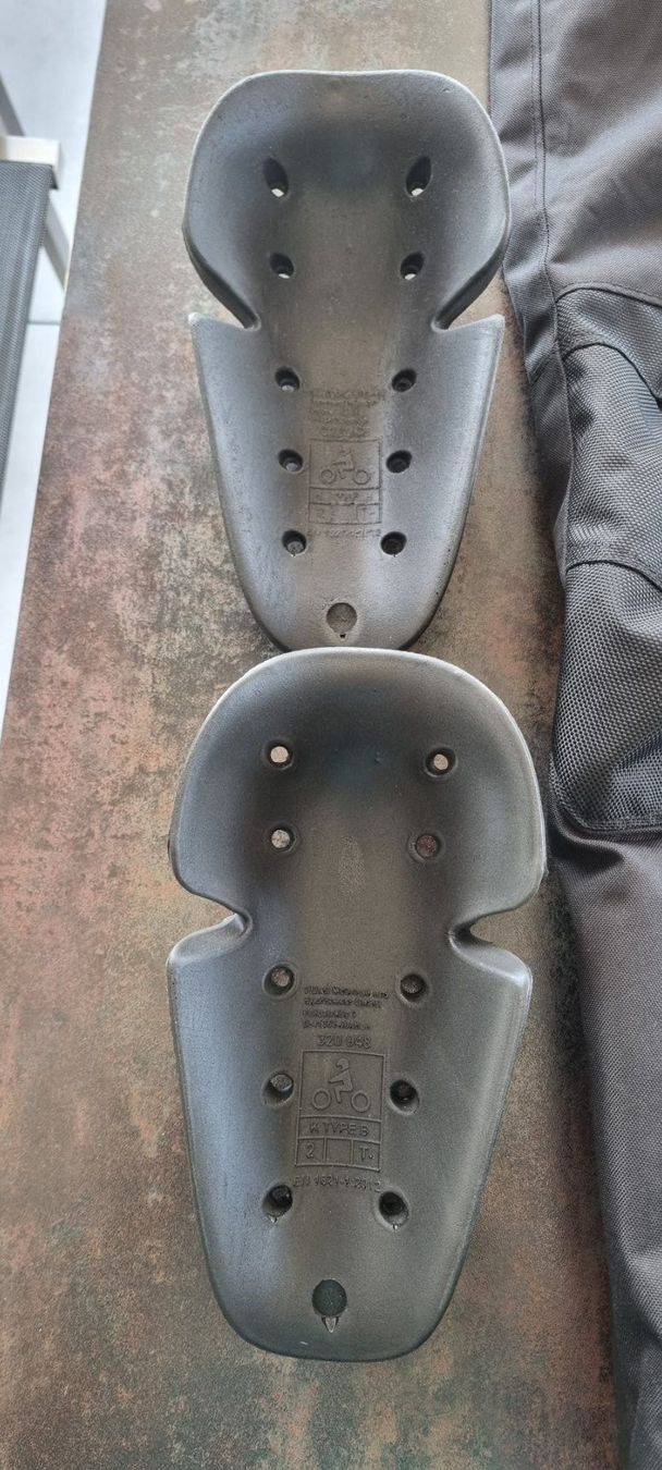 Pantaloni: gms Motorradhose Damen – Usato da Pfeffikon LU venduto da Andy1969 2