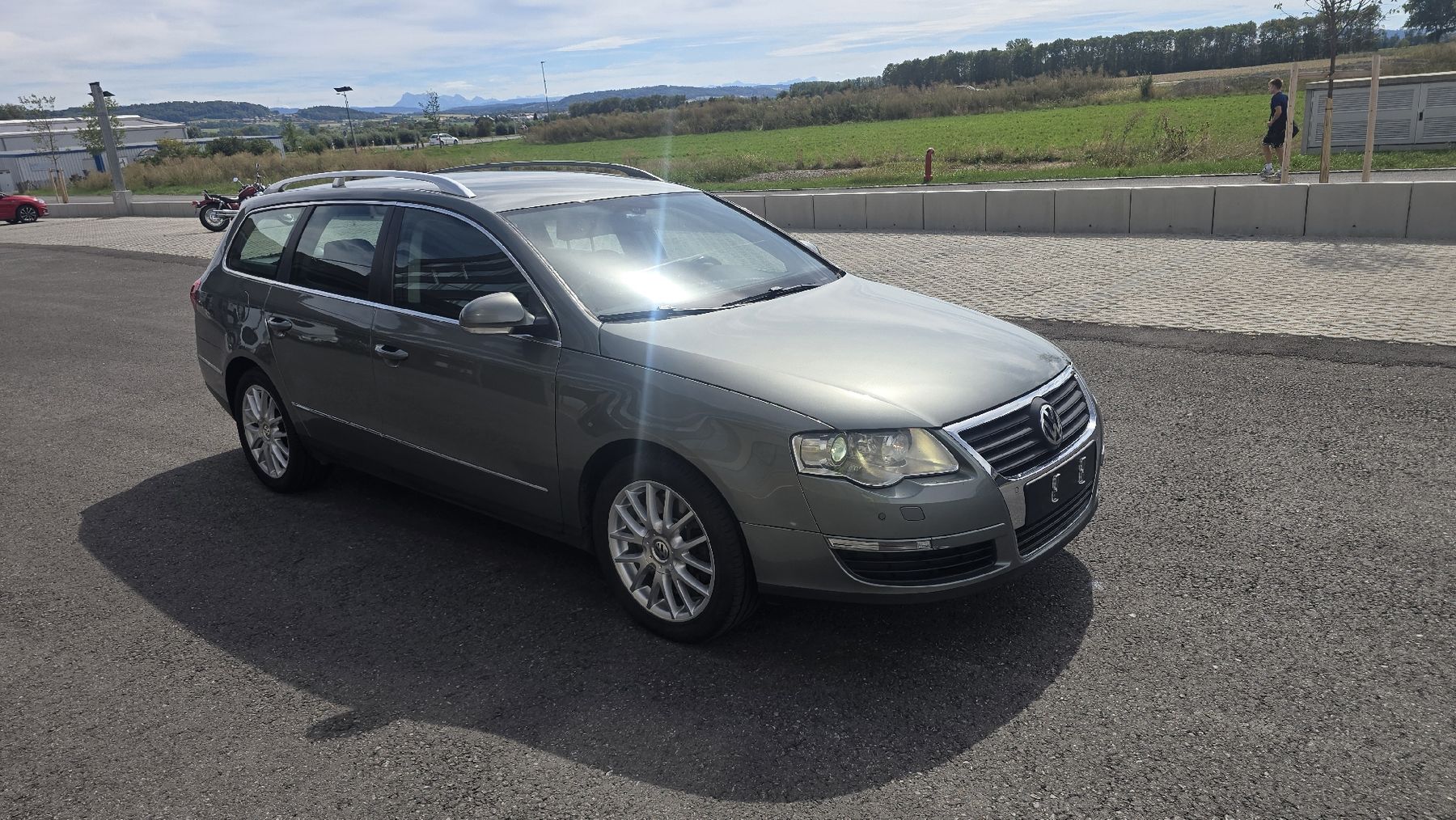 VW Automobili: Vw Passat Variant 3.2 V6 FSI 4Motion DSG – Usato da Corcelles-Payerne venduto da TomyBoat 3