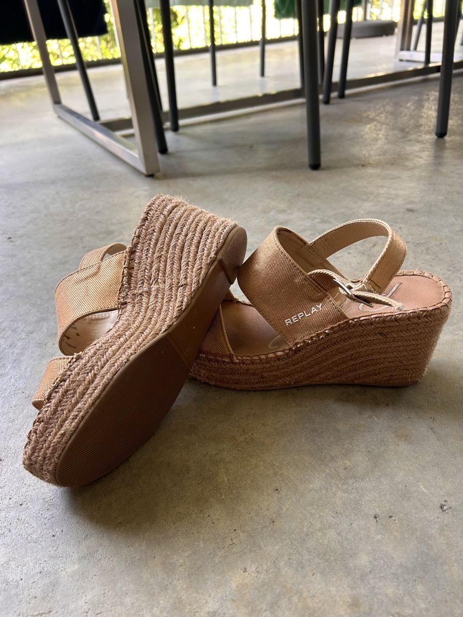 Replay Damenschuhe: Replay Keilsandaletten Gr.40 – Gebraucht aus Horw von Kami17 3