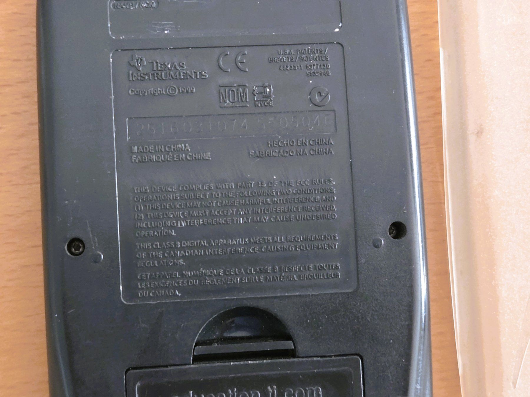 Texas Instruments Calculatrices: TASCHENRECHNER- TEXAS INSTRUMENTS TI - 83 PLUS – D'occasion à Brüttisellen par Nighttrain 2