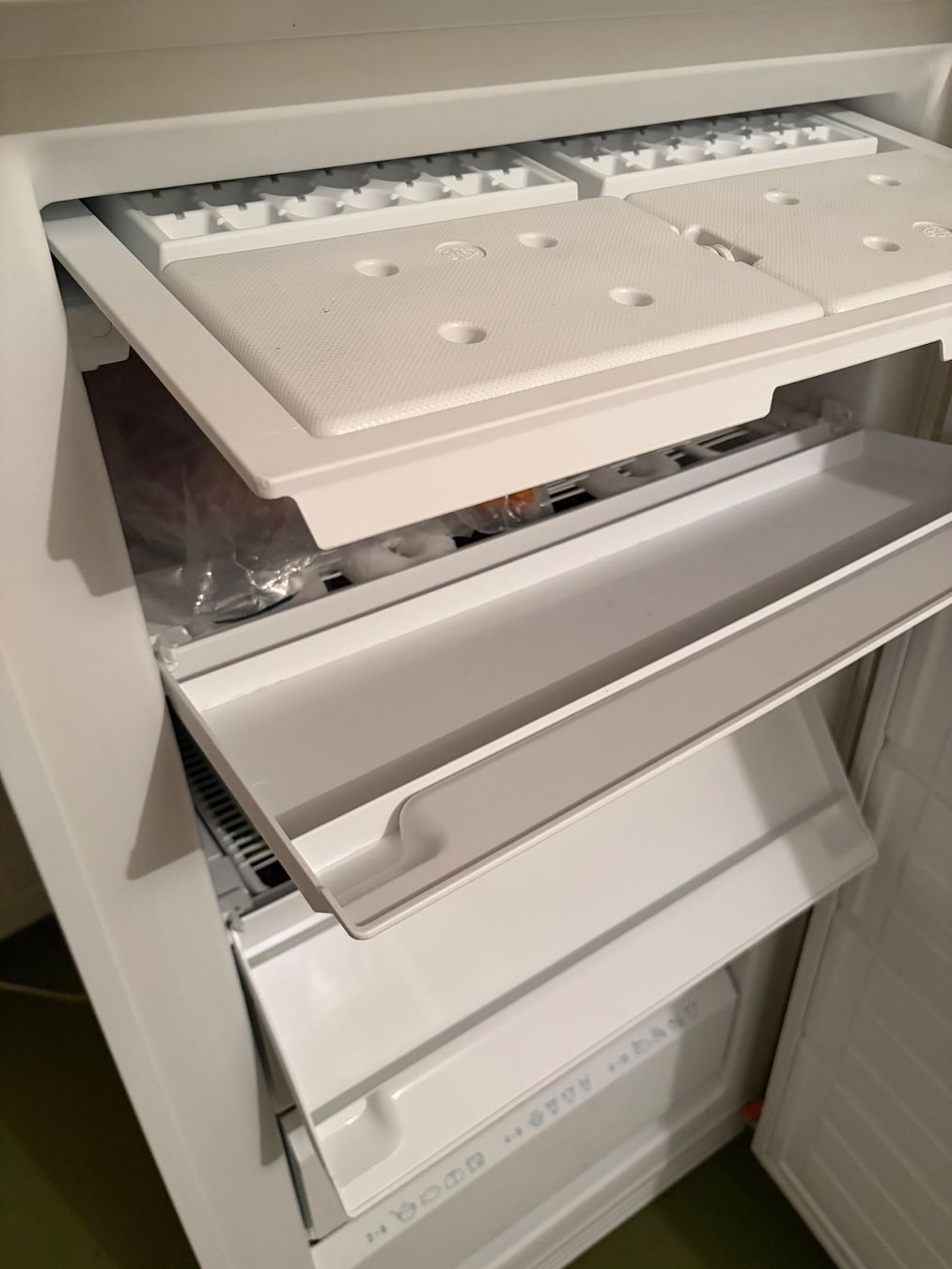 Congelatori: Gefrierschrank AEG 5 Fächer – Usato da Thun venduto da Tico-Aleman 6