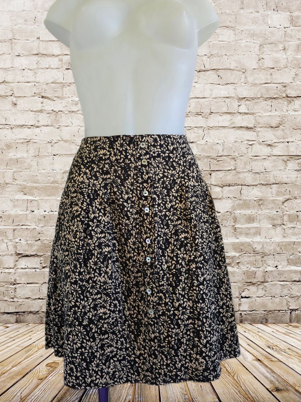 C&A Röcke: NEU Damen Rock mit Blumenmuster – Neu und originalverpackt aus Aarburg von Hystoria 1