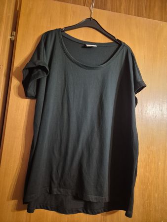 Damen T-Shirt dunkelgrün, Grösse XL, Marke Vila