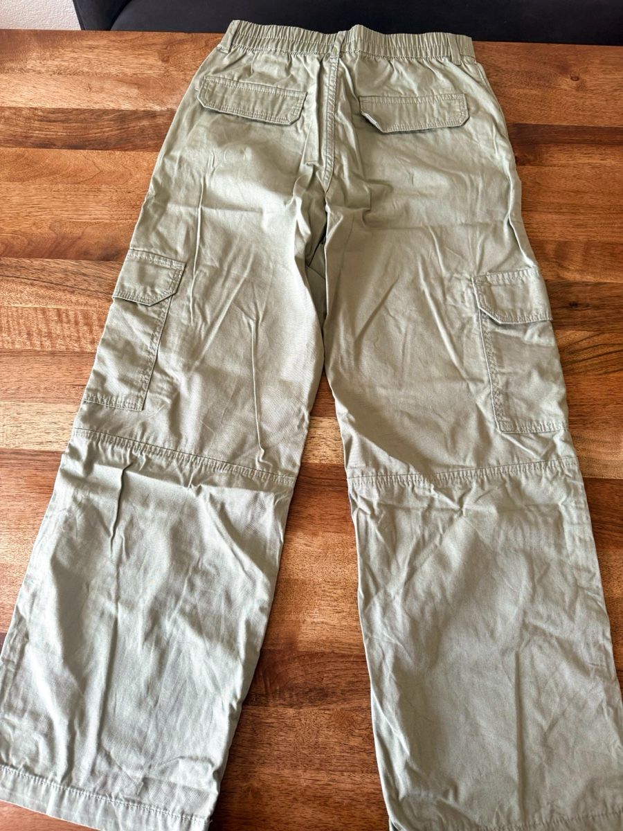 H&M Hosen: Cargo Stoffhose Grösse 146 – Neu (gemäss Beschreibung) aus Horgen von adr_6ynz 2