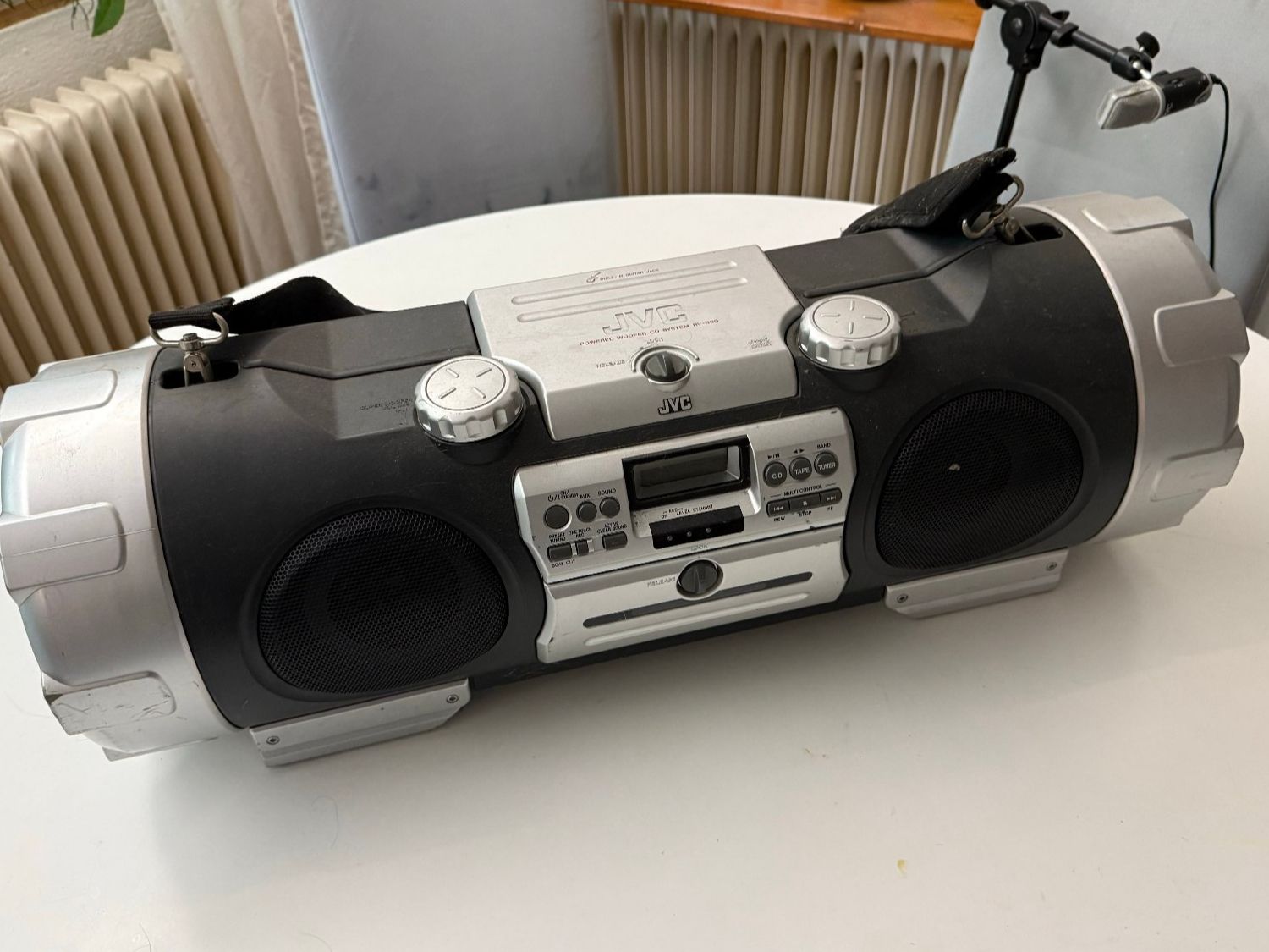 JVC Lettore multimediale portatile: JVC Ghettoblaster RV-B99 – Usato da Zürich venduto da Ypar