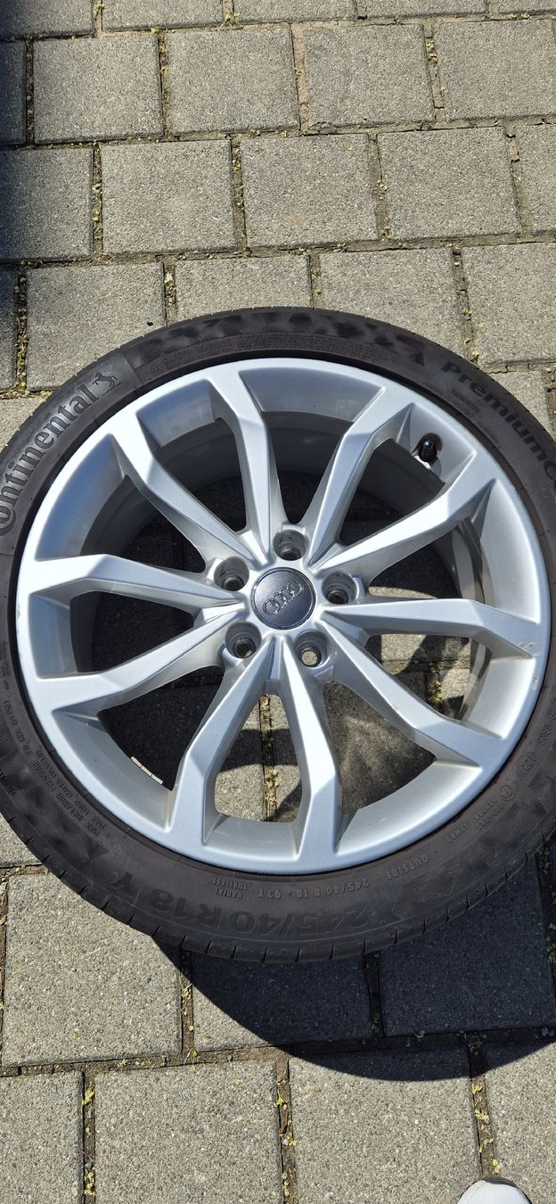 Original Audi A4 / S4 (B9) Alu Felgen 18 Zoll mit RDSK (Gebraucht) in ...