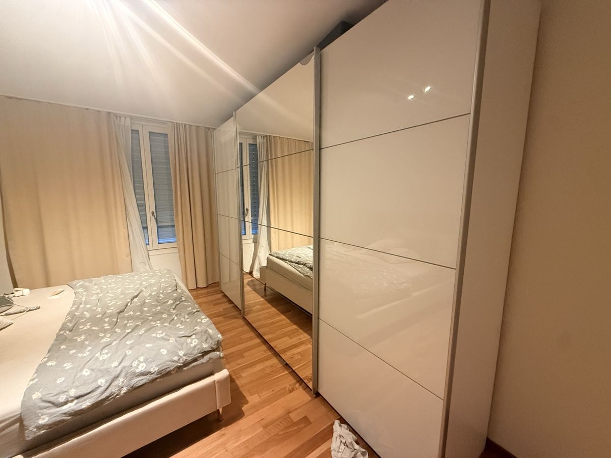 Armadi: Kleiderschrank – Usato da Wetzikon ZH venduto da SerapMuslu