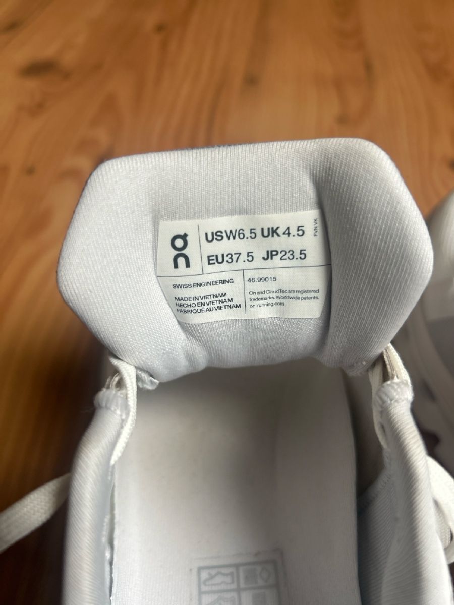 On Damenschuhe: On Cloudrunner Laufschuhe weiss/grau Gr. 37.5 – Neu (gemäss Beschreibung) aus Hausen AG von cele01 4