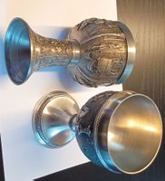 Zinnglas-Paar mit Verzierungen guter Zustand