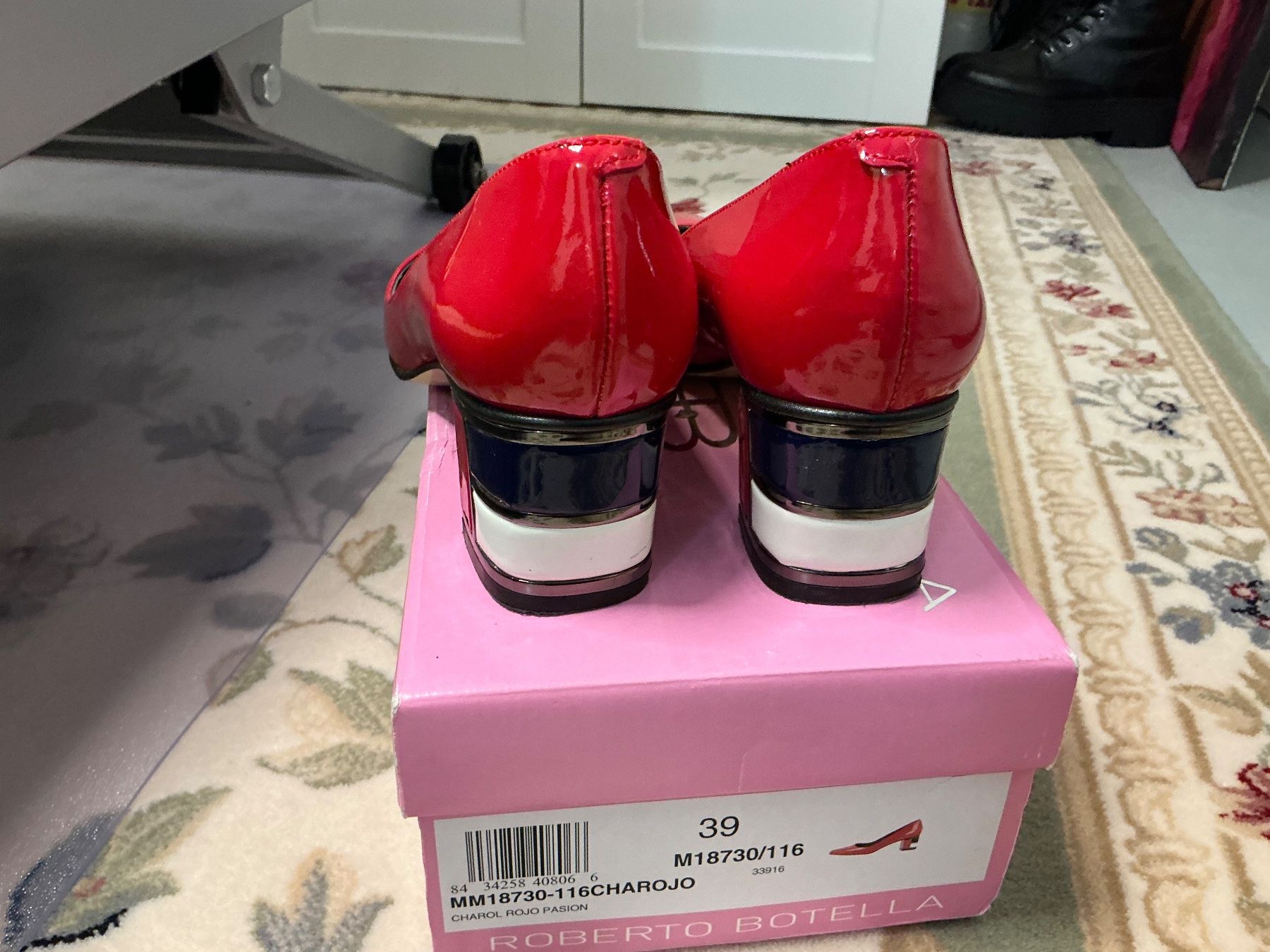 Scarpe da donna: Roberto Botella Damen Pumps Gr. 39 Lackleder Rot – Usato da Sennhof venduto da Svetik100 2