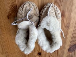 Baby Lammfellschuhe