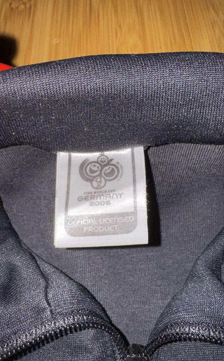 Adidas Giacche: Adidas Fifa World Cup 2006 Trainerjacke – Usato da Brienz BE venduto da jeyjeyyyyy 2