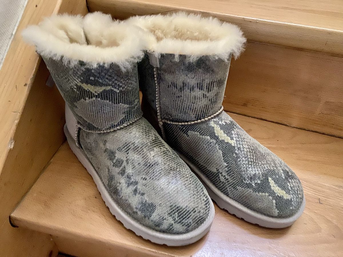 Ugg Scarpe da donna: Ugg Boots Damen, Gr. 40, Schlangenmuster, neu – Nuovo e nell'imballaggio originale da Matten b. Interl venduto da Kings-Fashion