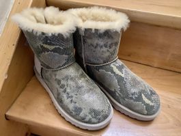 Ugg Boots Damen, Gr. 40, Schlangenmuster, neu