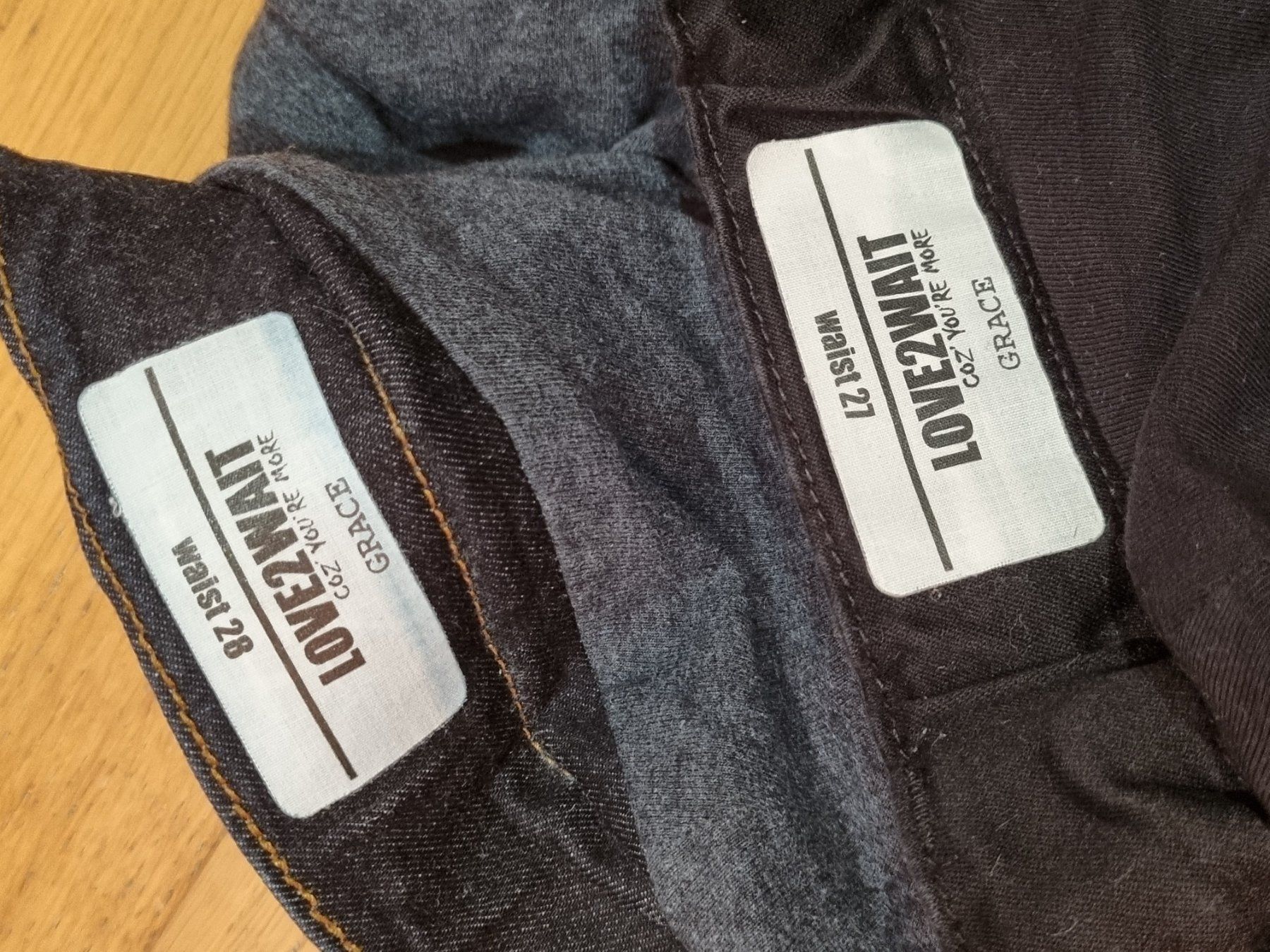 Pantaloni: Schwangerschaftshosen lang, Jeans 28 und schwarz 27 – Usato da Winterthur venduto da nz_23 1