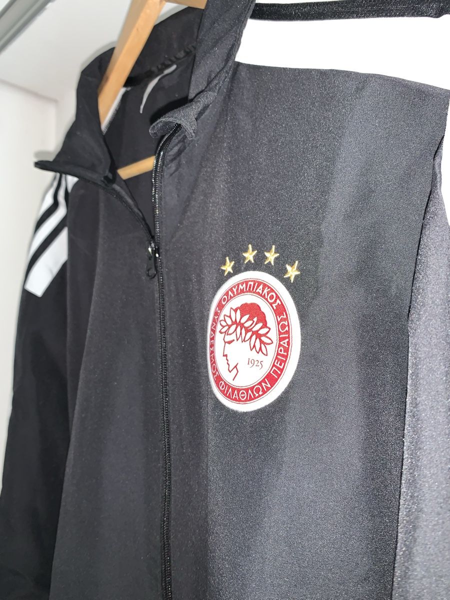 Adidas Jacken: Olympiakos - Veste de football - Taille M – Gebraucht aus Corsier GE von neiluj2003 1