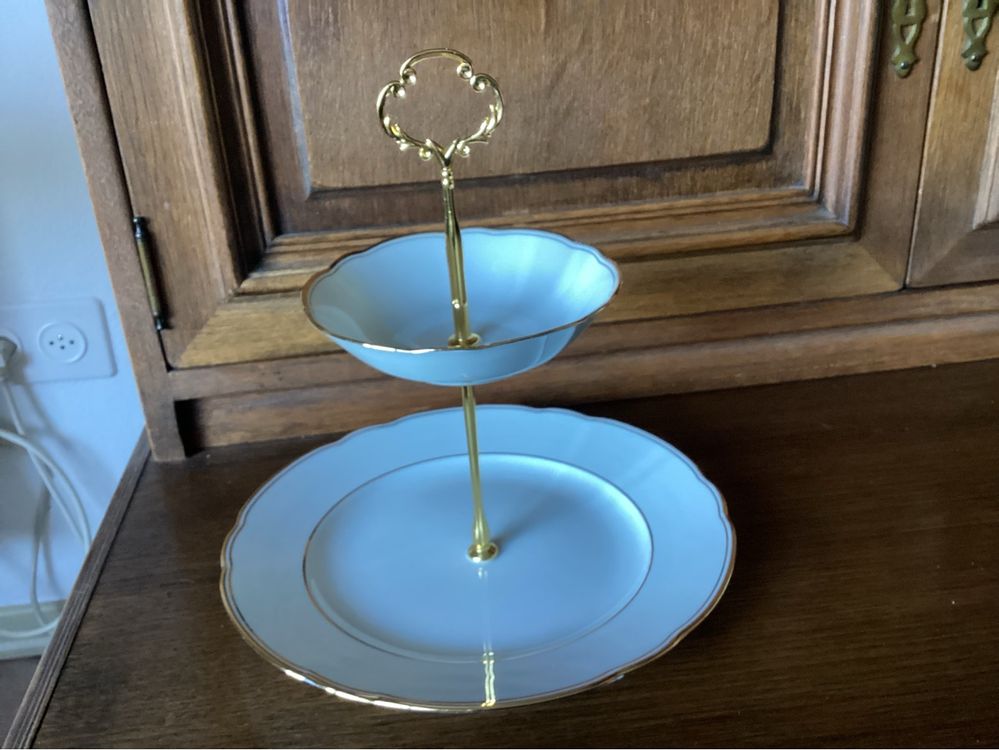 ETC Dekorative Etagere 3-stöckig Rund - Antikgraue Vintage-Optik Aus Metall, 30x30x74 Cm, Zerlegt
