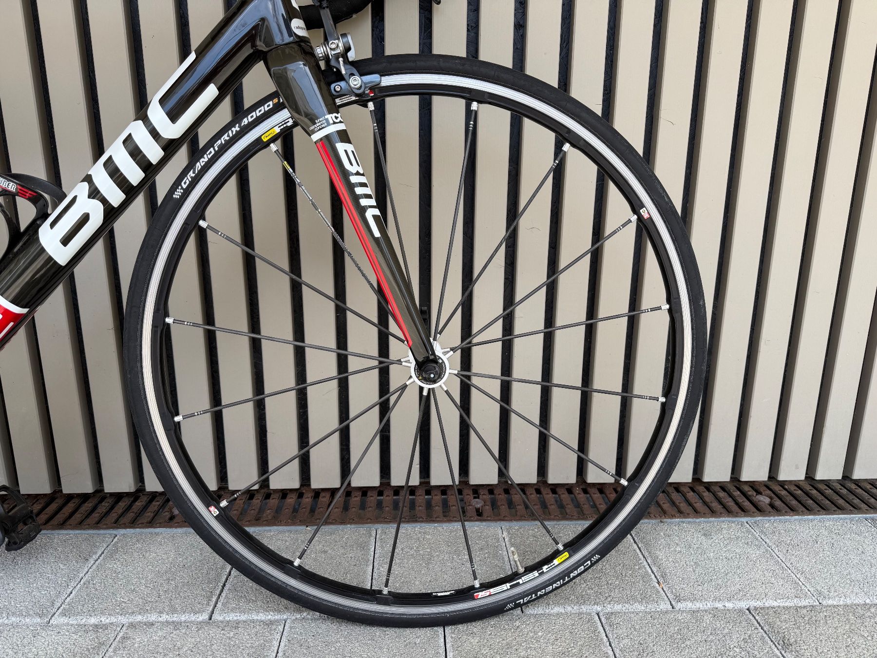 BMC Biciclette: BMC Teammachine SLR01 Rennrad Carbon – Usato da Egolzwil venduto da guerreiro-dani 4