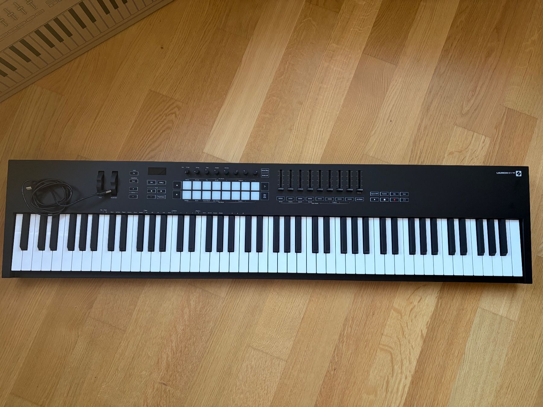 Novation Musikinstrumente: Novation Launchkey 88 MK3 MIDI Controller – Gebraucht aus Bern von dauber