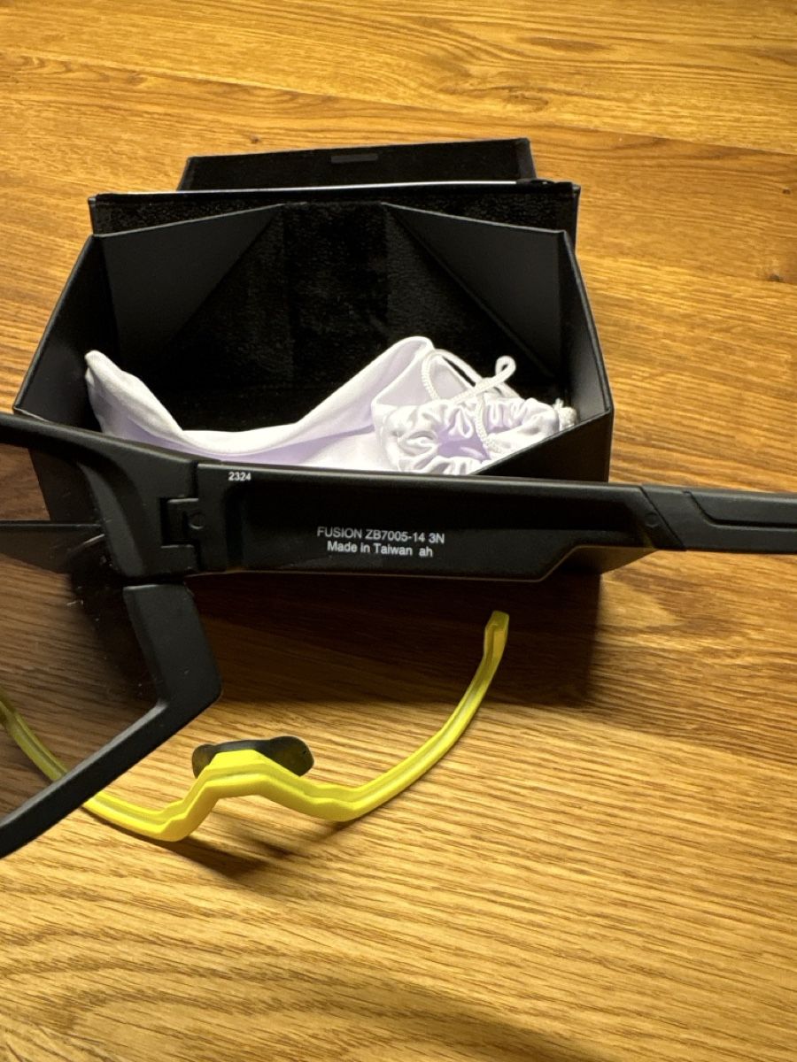 Occhiali & Lenti: Lunettes de sport BLIZ  – Nuovo e nell'imballaggio originale da Corsier-sur-Vevey venduto da BussardS 4