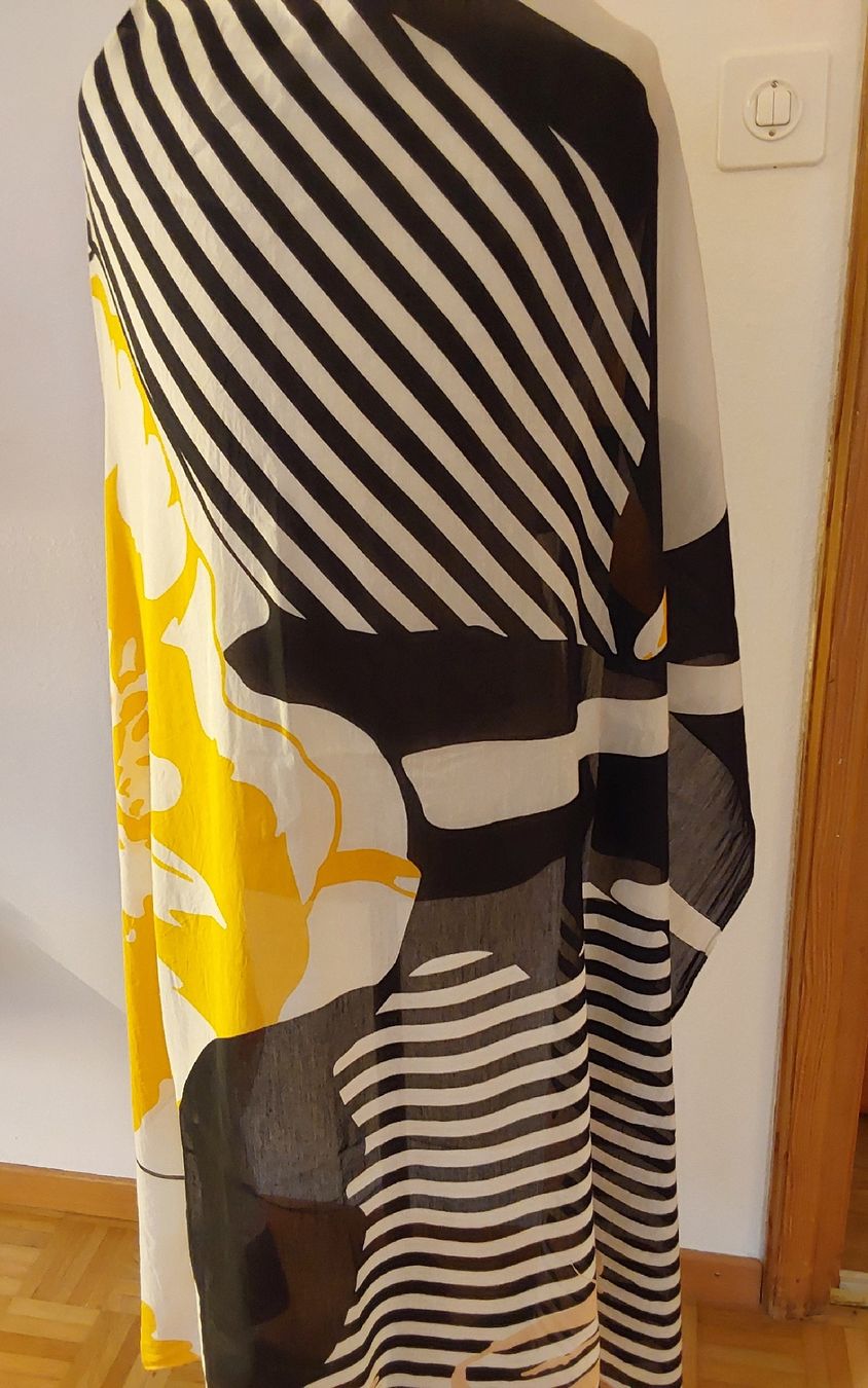 Foulard & Sciarpe: Schal Tuch – Usato da Köniz venduto da scopello12 2