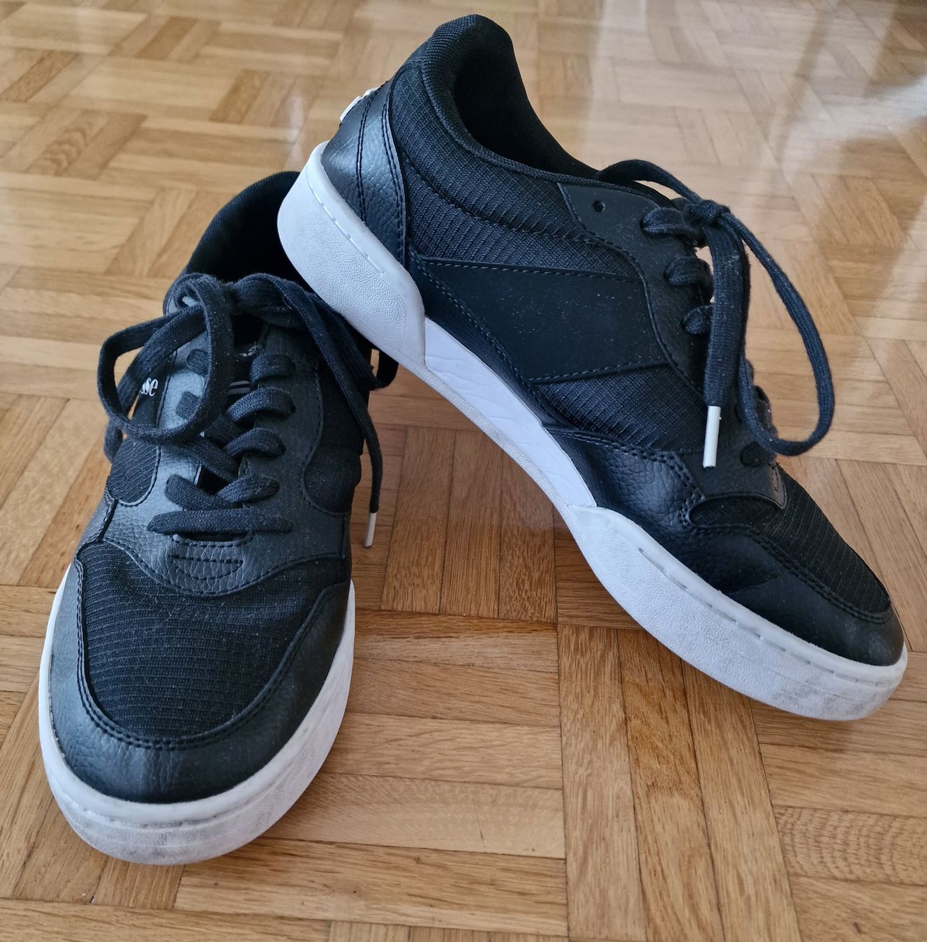 Ellesse Scarpe da uomo: ELLESSE | Herrenschuhe Gr.43 – Usato da Basel venduto da Lemonn 4