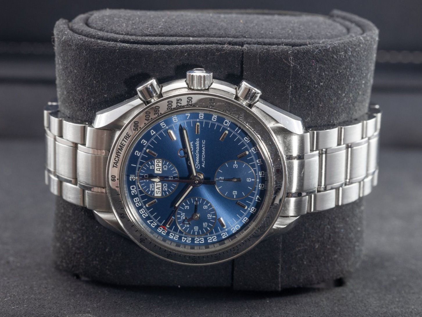 Omega Uhren: Omega Speedmaster triple date calendar full set – Gebraucht aus Genève von Hiakoo 7