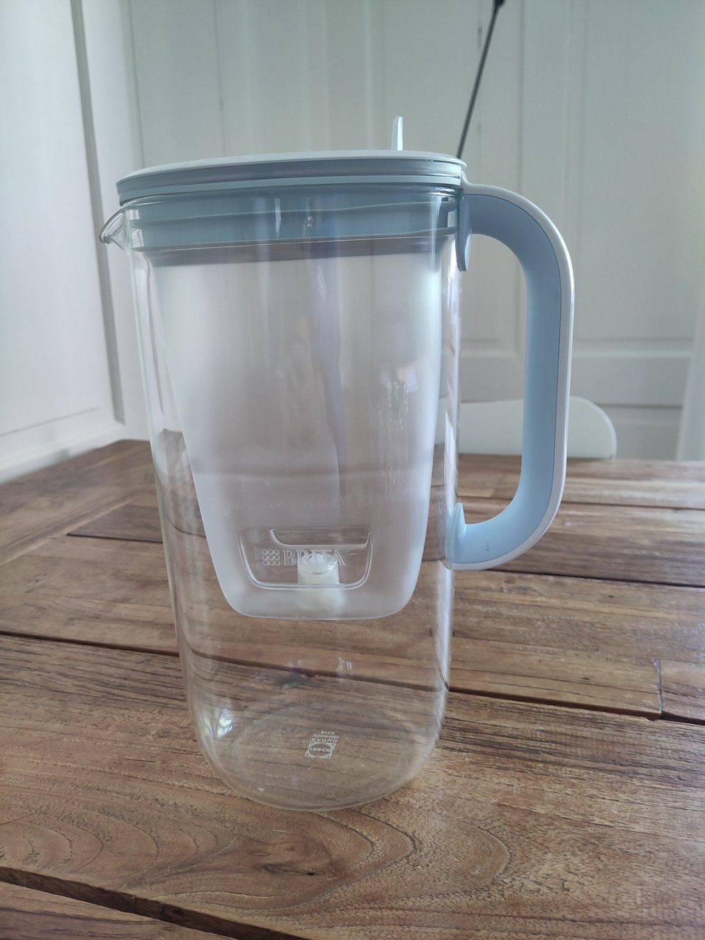 Brita Caraffe: BRITA Tischwasserfilter Glas Karaffe – Usato da St. Gallen venduto da KindofBlue59