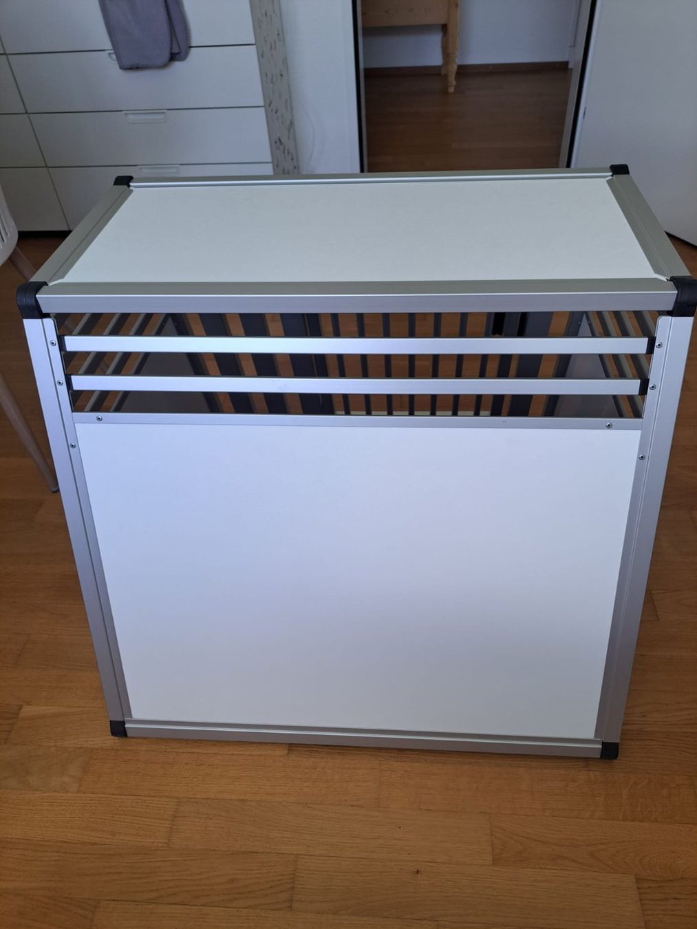 Gabbie, trasporto & Sicurezza: Auto-Hundebox von Swiss-Dogbox.ch – Nuovo e nell'imballaggio originale da Herdern venduto da elur 5