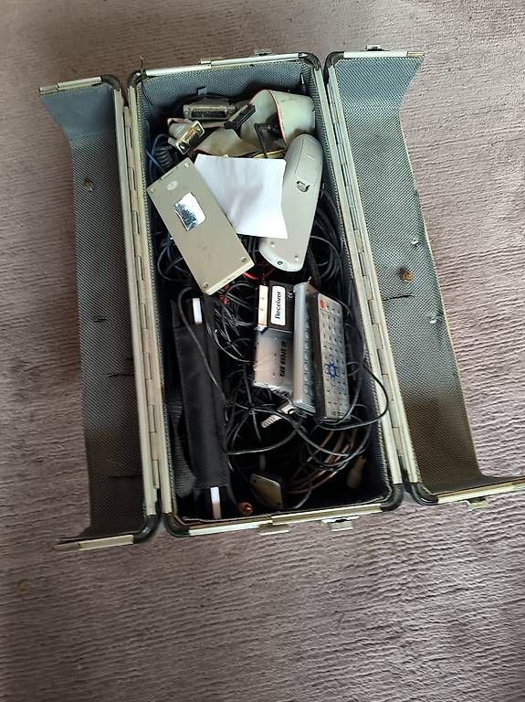 Cavi: Div. Kabel und DVD - Player  – Usato da Walliswil-Nbipp venduto da australien2007 2