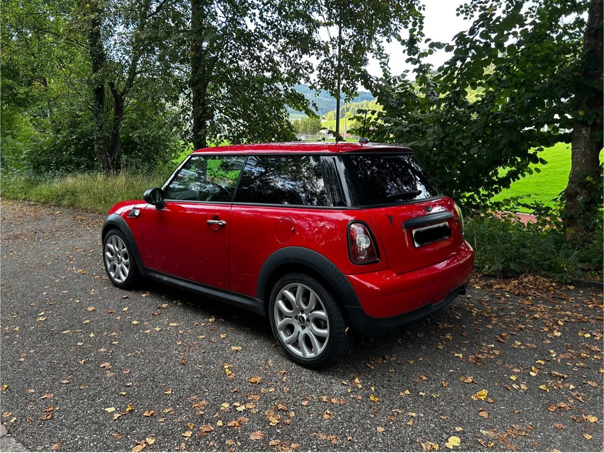 Mini Autos: Mini One (Mit MFK und Service) – D'occasion à Zunzgen par jef_9jr7 1