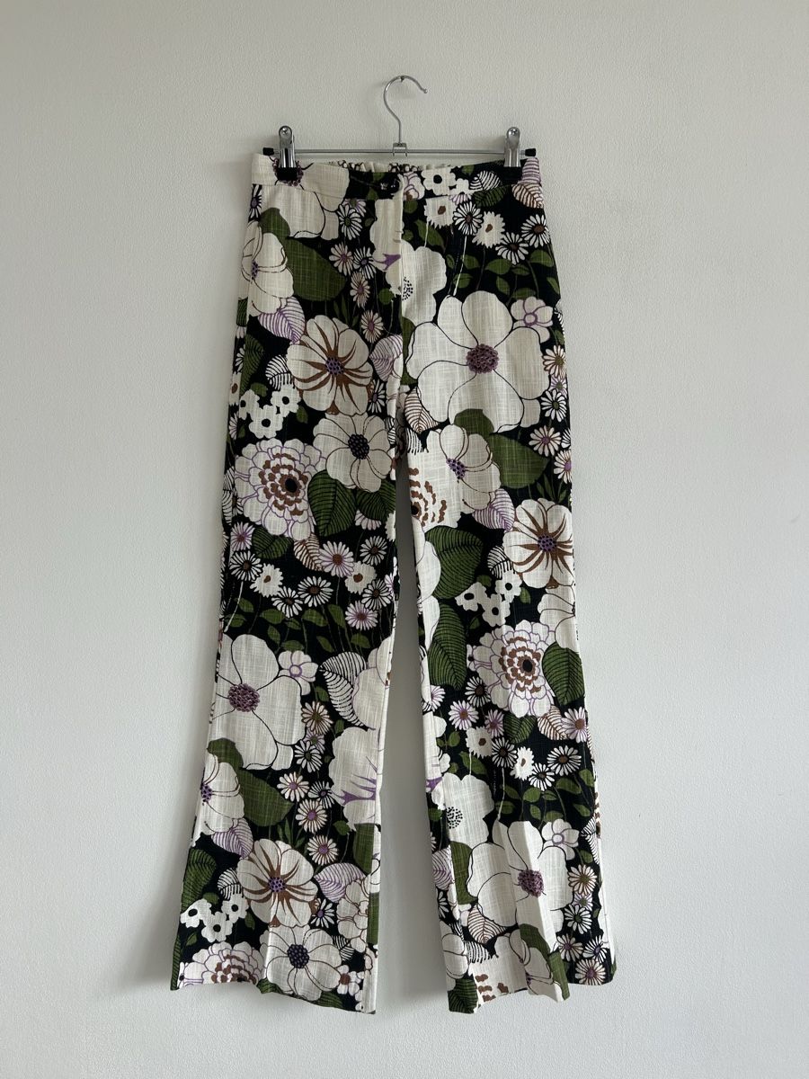 Maje Pantaloni: Maje Hose mit Preisschild – Nuovo e nell'imballaggio originale da Aeugst am Albis venduto da schatzkistee