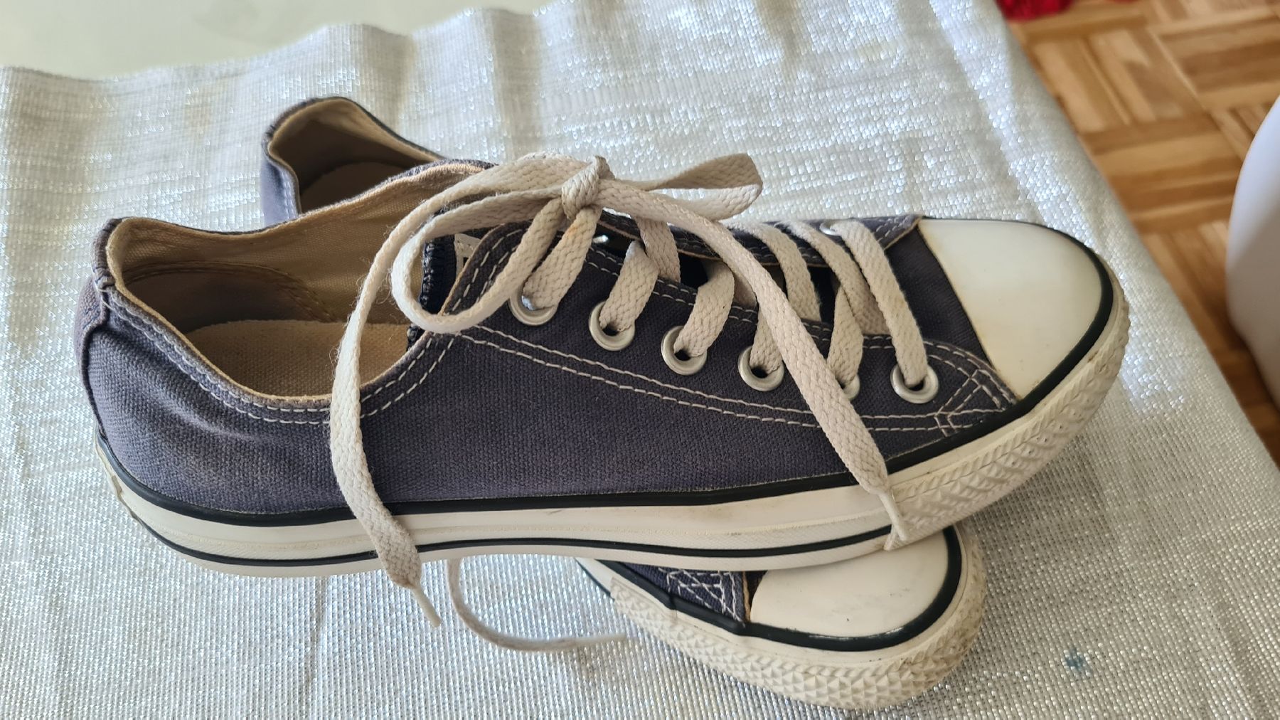 Converse Scarpe da donna: CONVERSE SCHUHE – Usato da Kriens venduto da nello-1 1