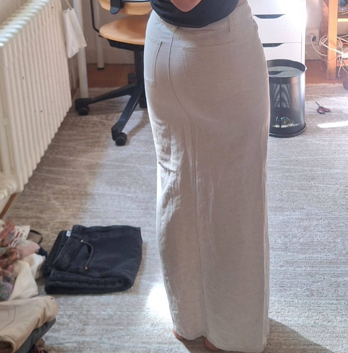 H&M Gonne: jupe longue skiny beige clair taille 34  – Nuovo (secondo la descrizione) da  venduto da  1