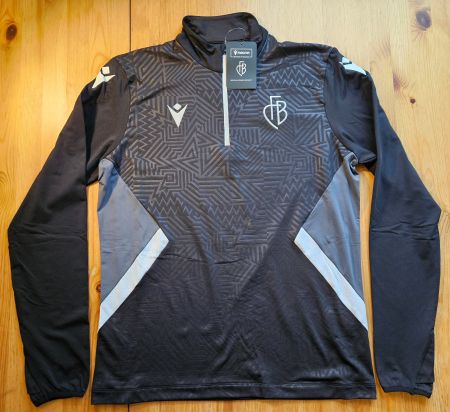FC Basel Trainingsoberteil Macron NEU Grösse M FCB Jacke